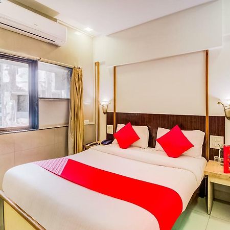 Oyo Flagship 19825 Hotel Panchratna Panvel Exterior photo