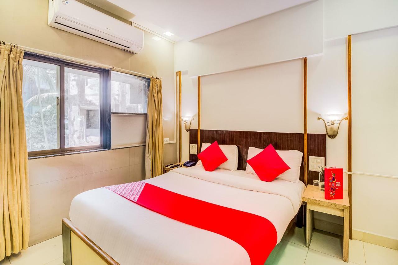Oyo Flagship 19825 Hotel Panchratna Panvel Exterior photo