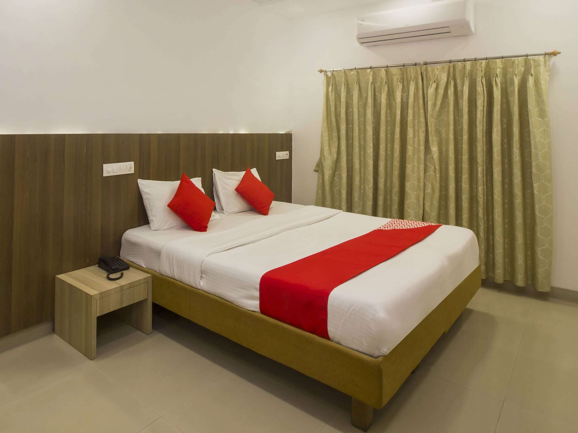 Oyo Flagship 19825 Hotel Panchratna Panvel Exterior photo